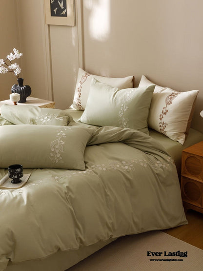 Lily of the Valley Embroidered Silky Bedding Set / Purple