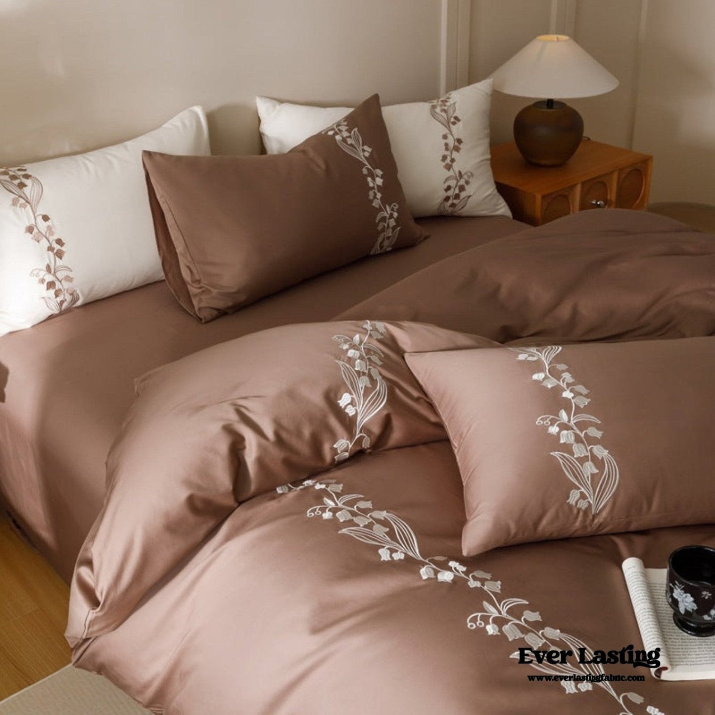 Lily of the Valley Embroidered Silky Bedding Set / Purple