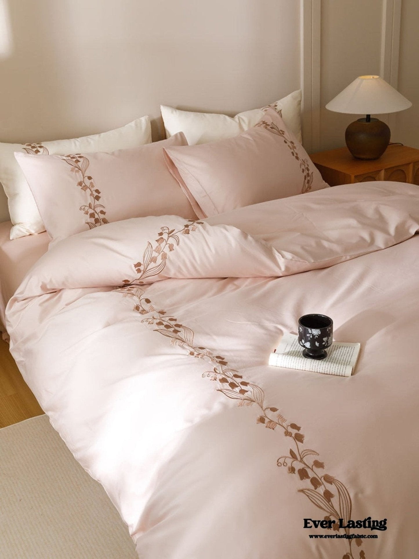 Lily of the Valley Embroidered Silky Bedding Set / Purple