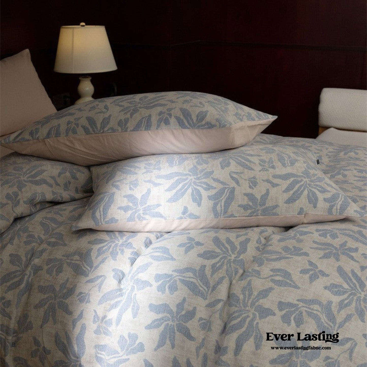 Lucien Silky Vintage Jacquard Bedding Set / Brown