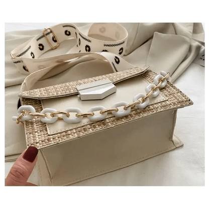 Luxury Wide Strap Shoulder Bags for Women And Girls Designer Lady Handbags and Purses Fashionable Chain Messenger Crossbody Bags