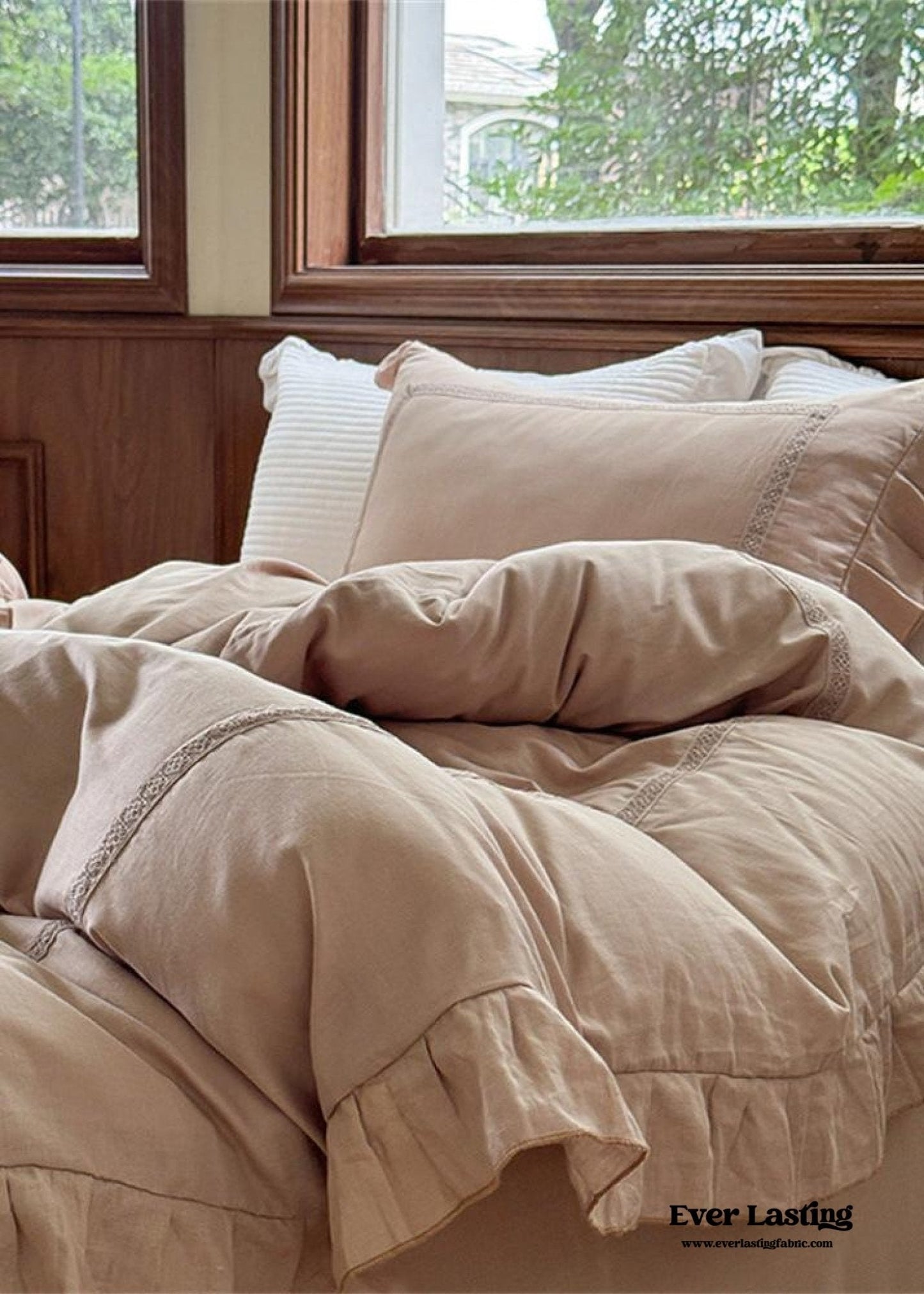 Madeleine Lace Double Gauze Ruffle Bedding Set / Brown