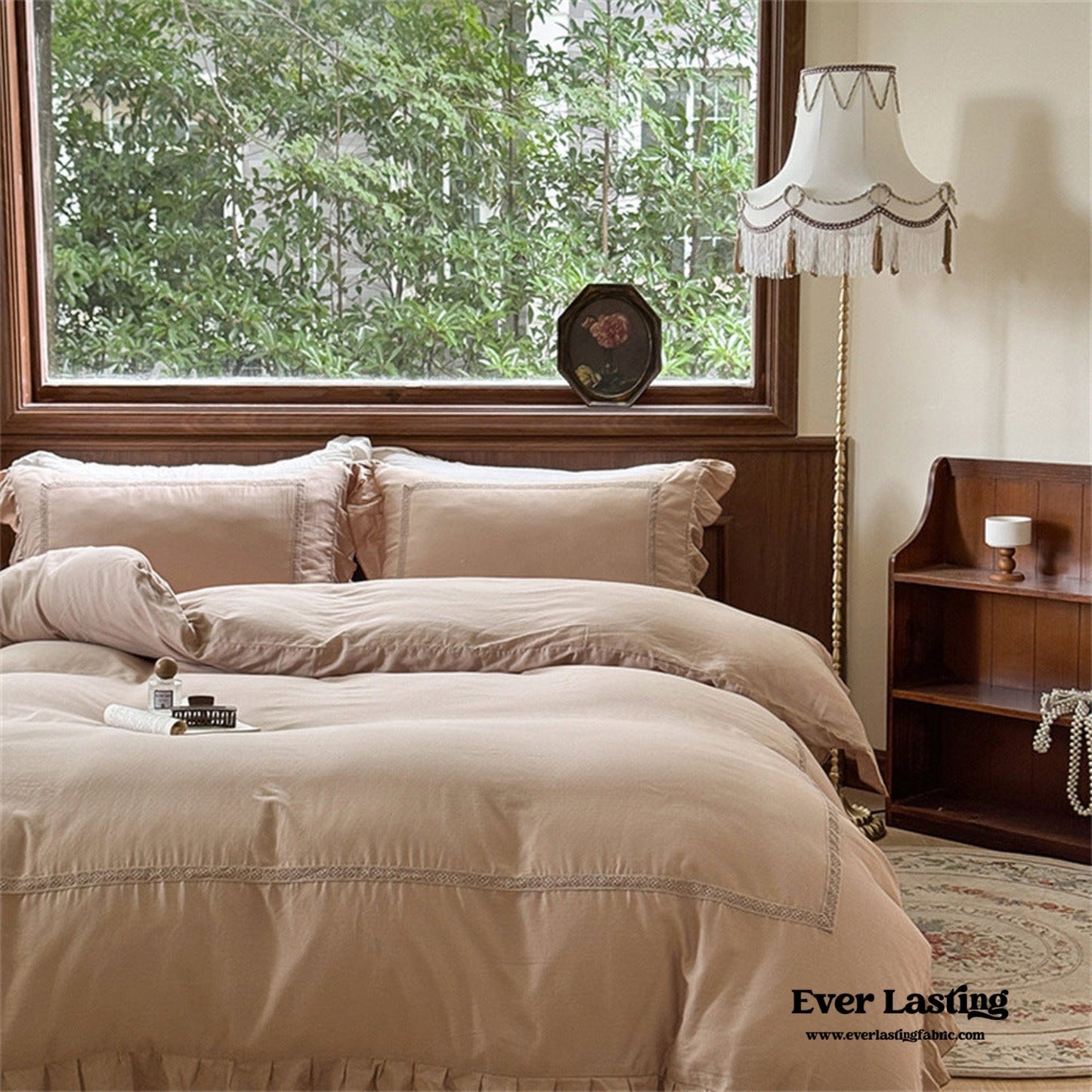 Madeleine Lace Double Gauze Ruffle Bedding Set / Brown