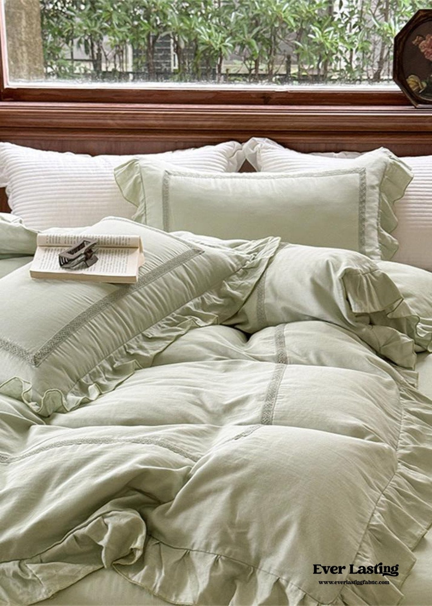 Madeleine Lace Double Gauze Ruffle Bedding Set / Green