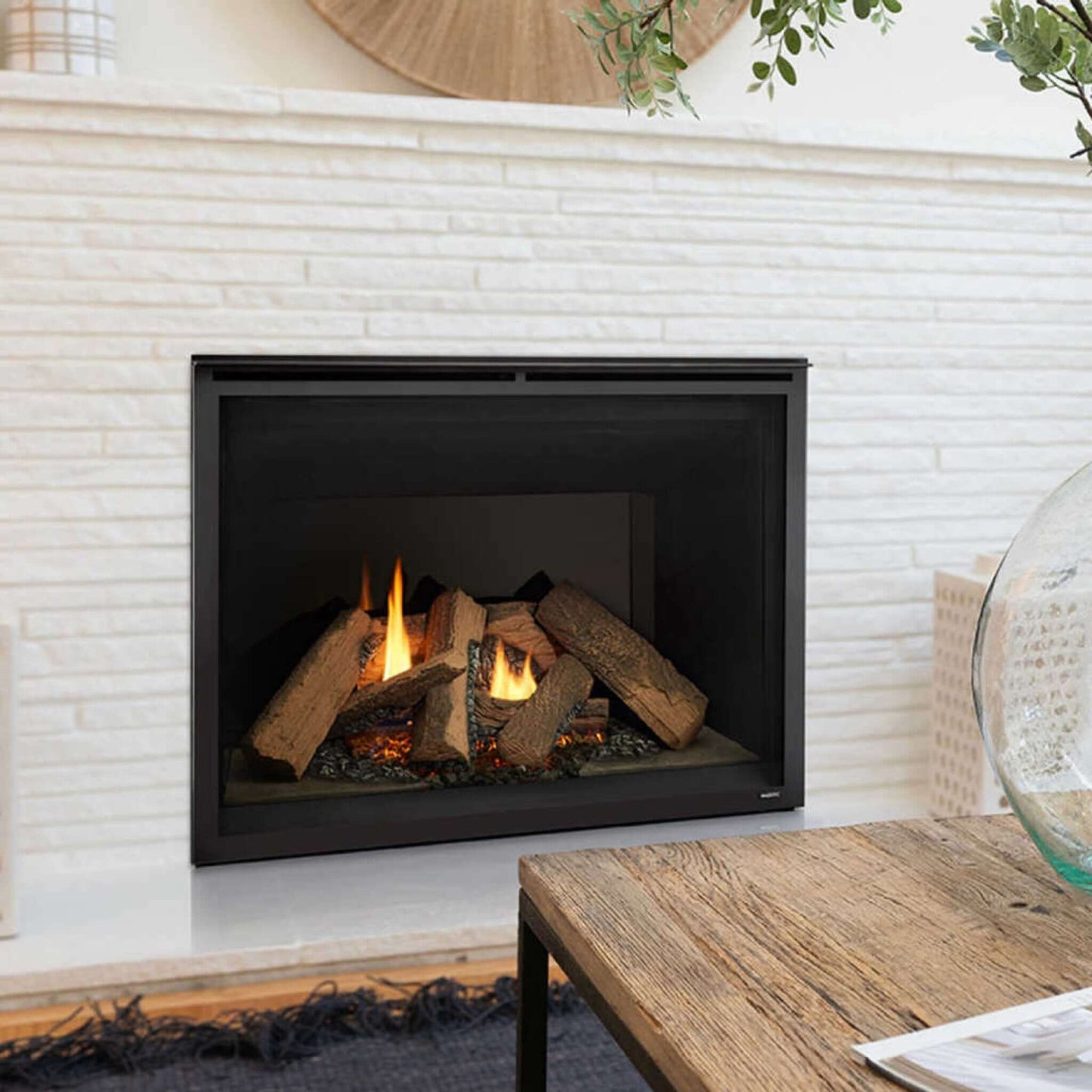 Majestic Meridian 36-Inch Direct Vent Fireplace [MER36N/L] (SAK36135)