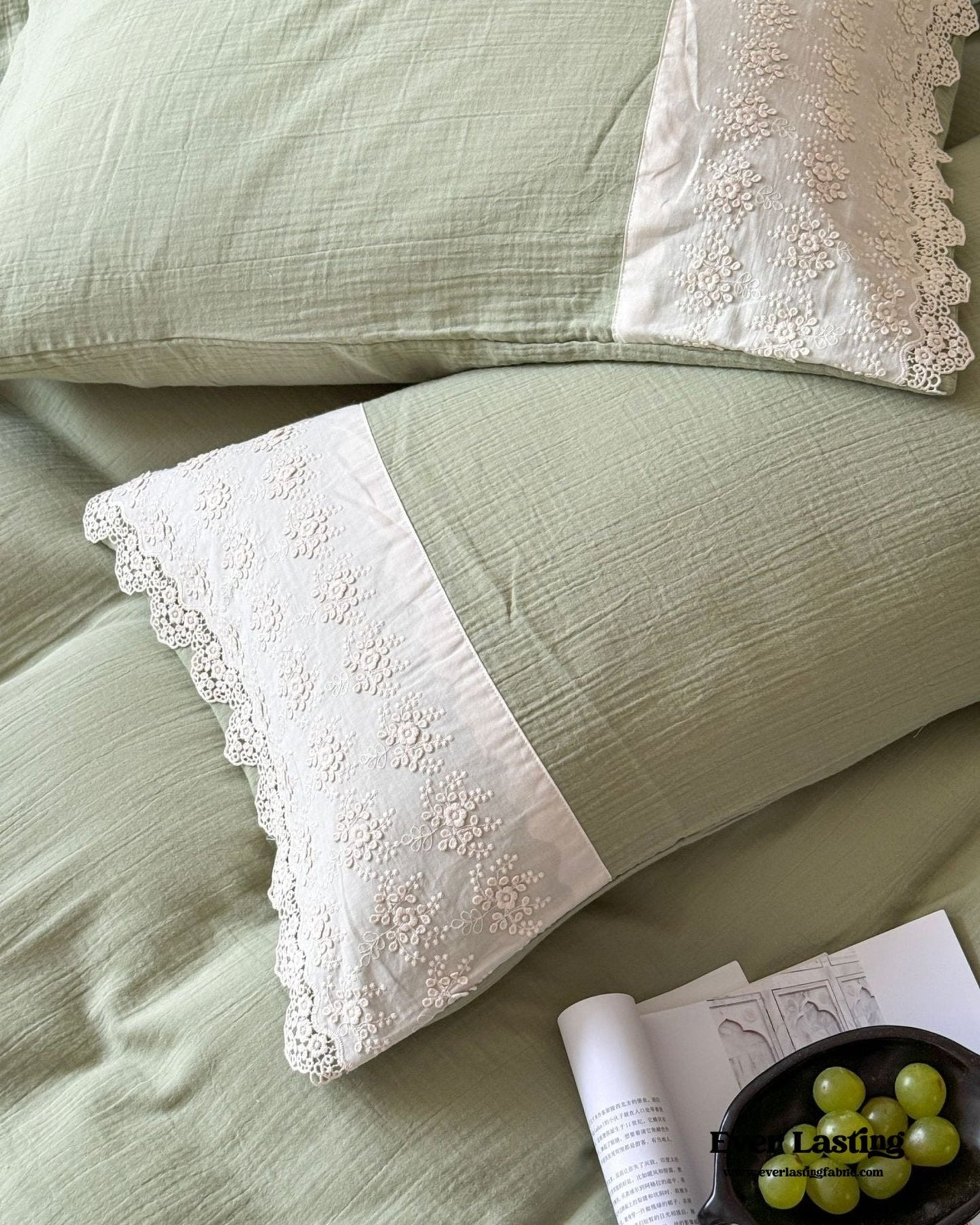 Margaux Lace Double Gauze Bedding Set / Beige Brown