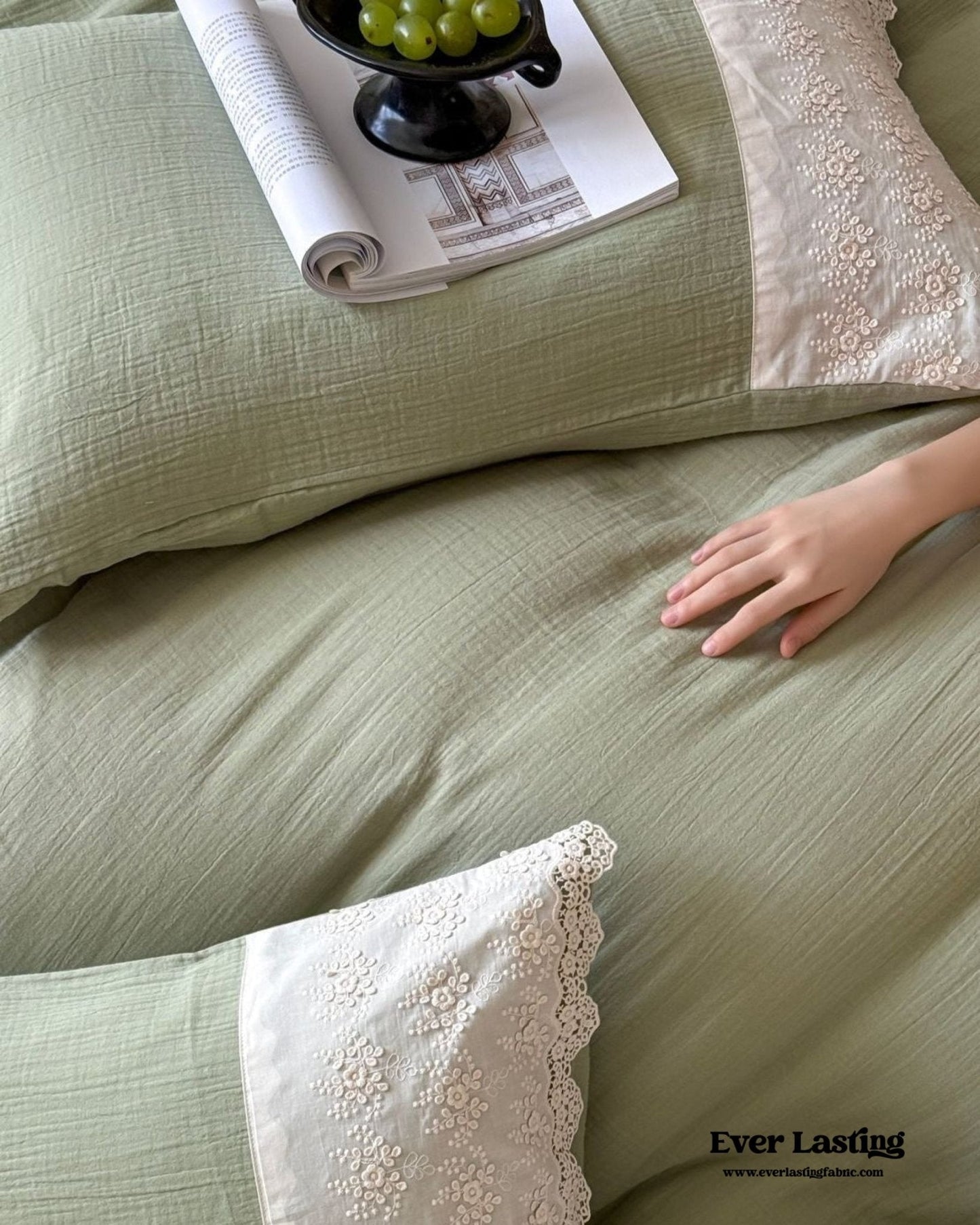 Margaux Lace Double Gauze Bedding Set / Beige Brown