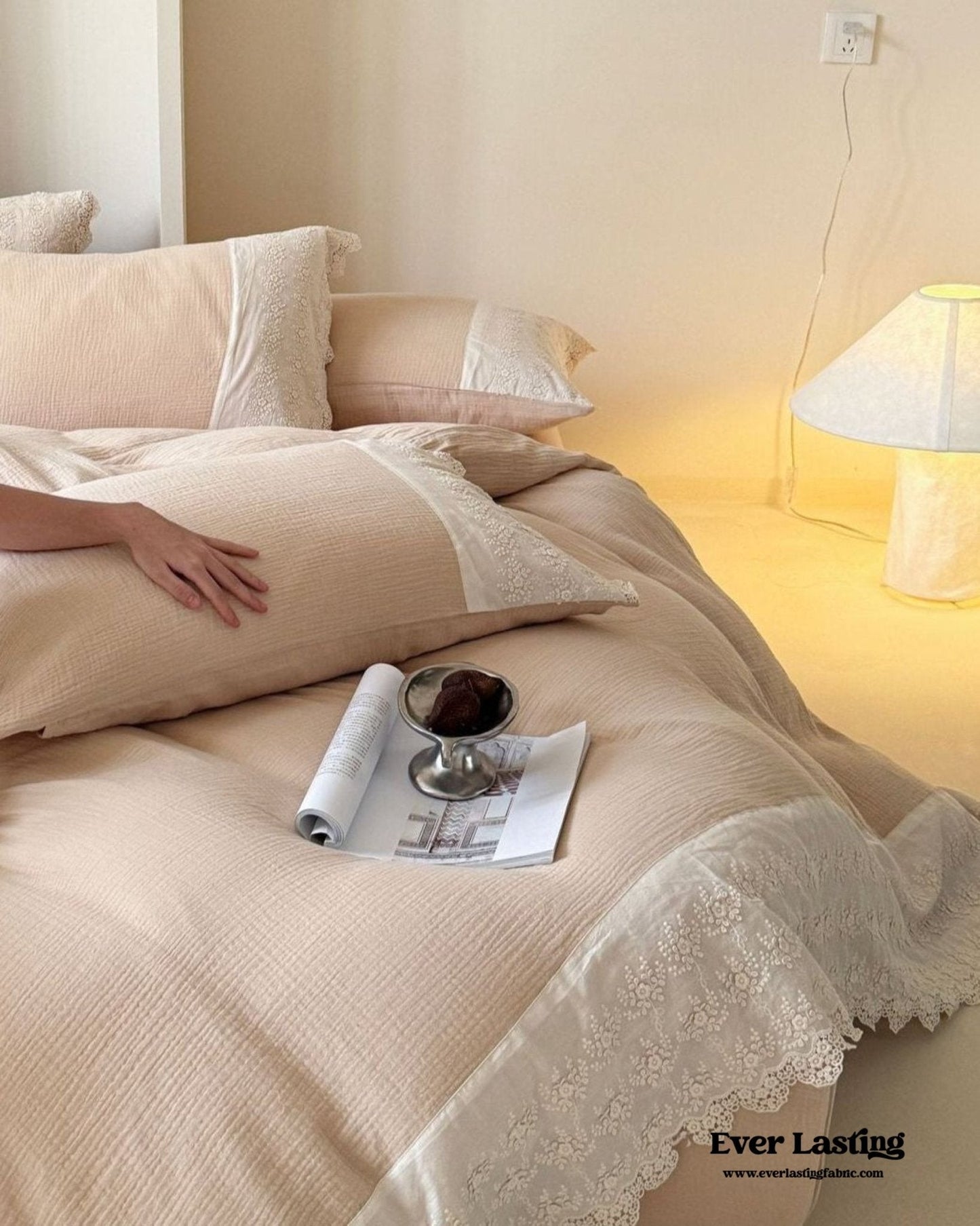 Margaux Lace Double Gauze Bedding Set / Chocolate Brown