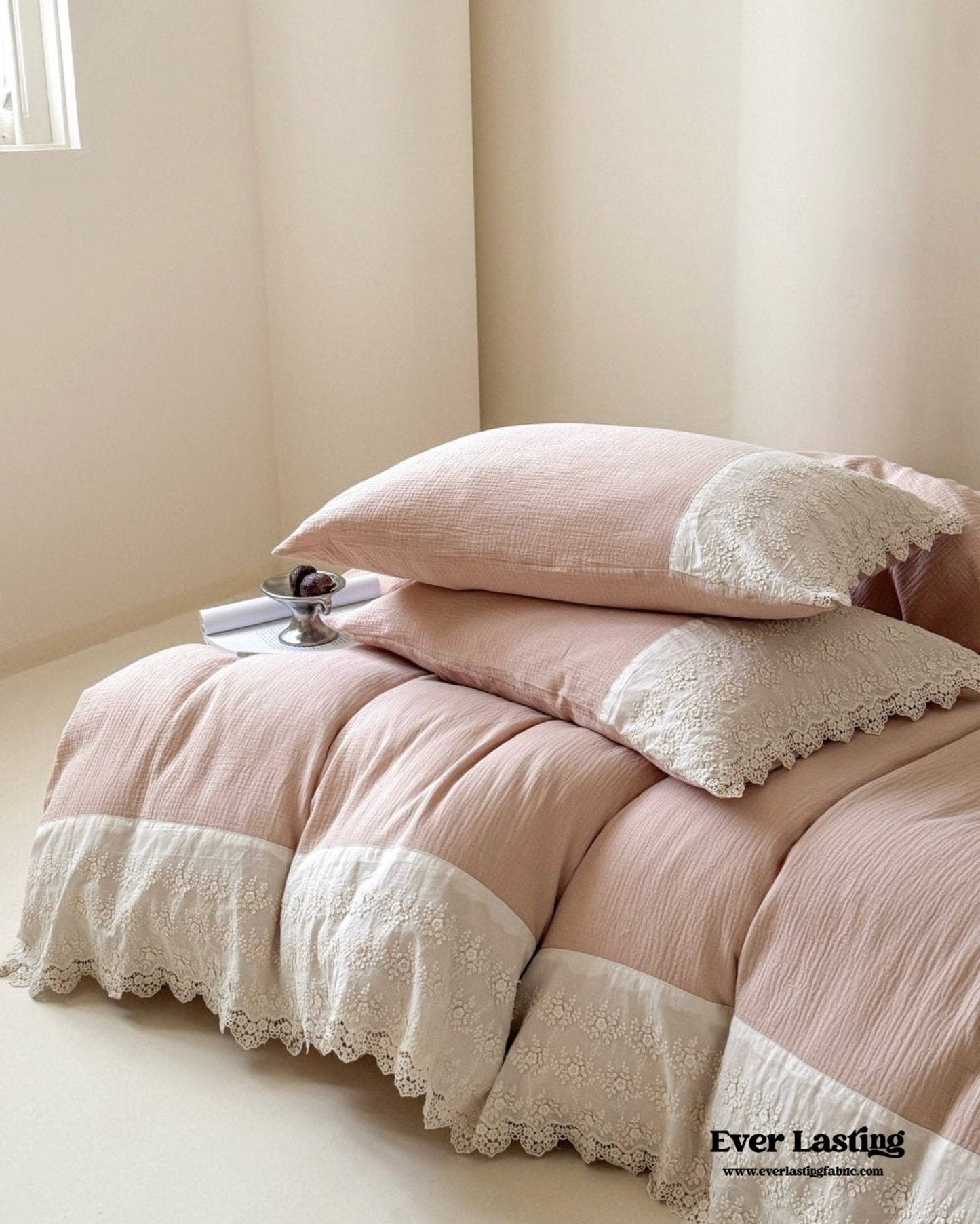 Margaux Lace Double Gauze Bedding Set / Chocolate Brown