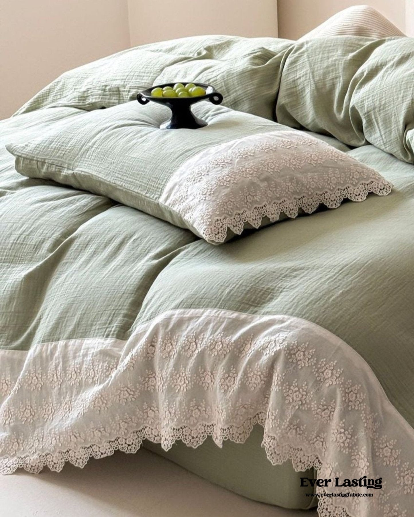 Margaux Lace Double Gauze Bedding Set / Sage Green