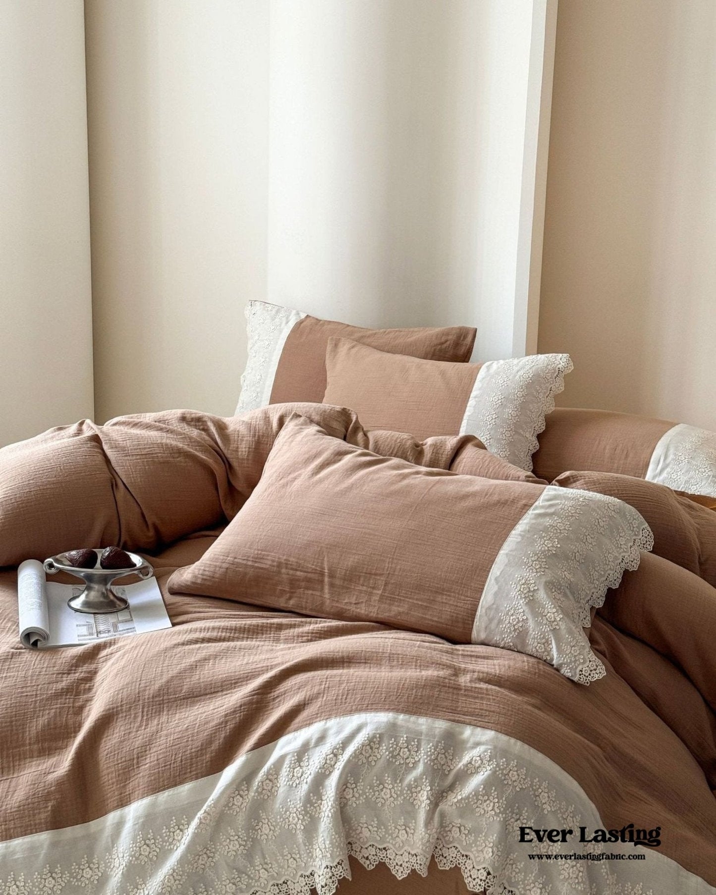 Margaux Lace Double Gauze Bedding Set / Sage Green