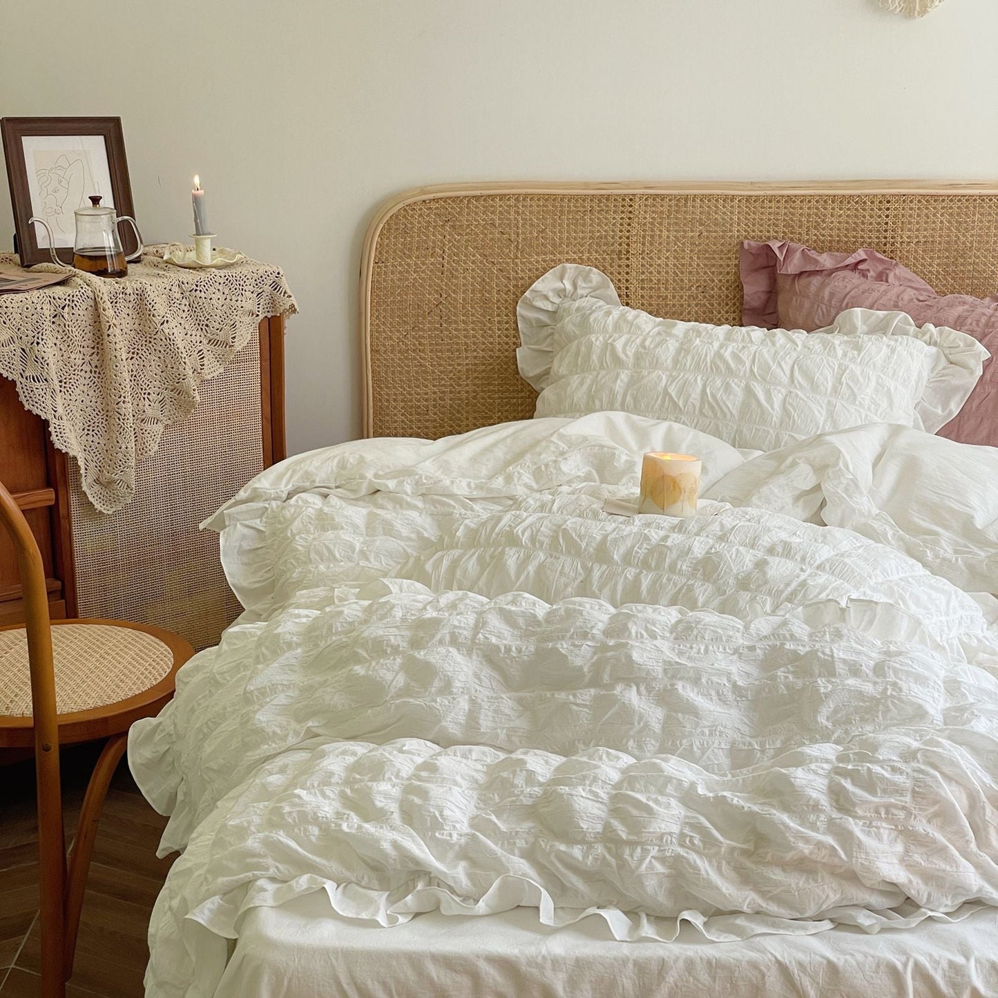 Marshmallow Puff Ruffle Bedding Set / White