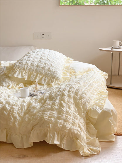 Marshmallow Puff Ruffle Bedding Set / White