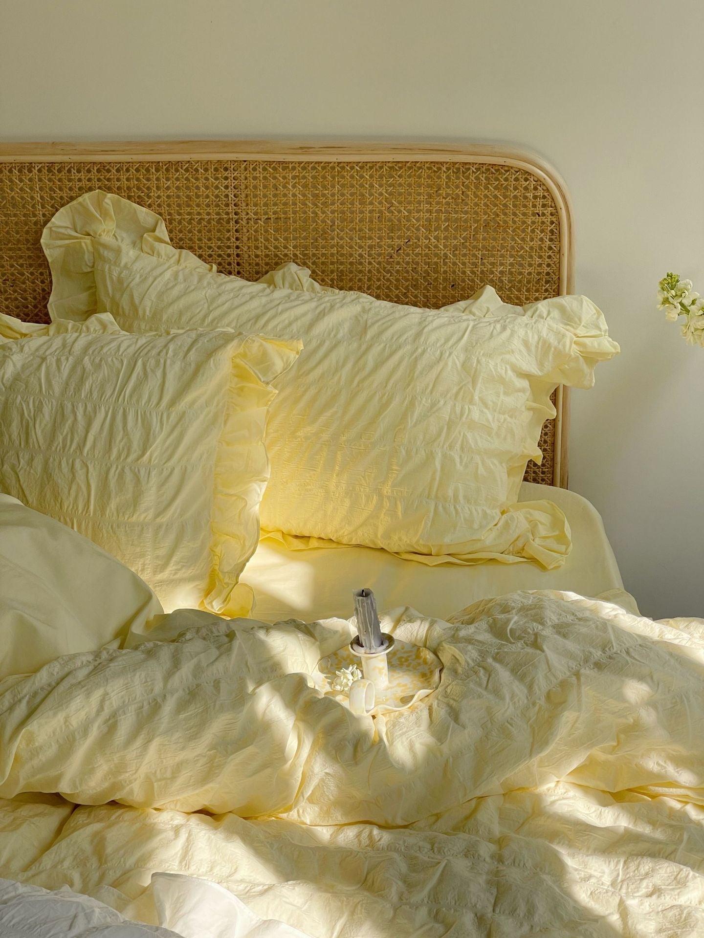 Marshmallow Puff Ruffle Bedding Set / White