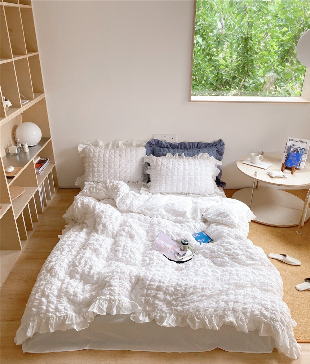 Marshmallow Puff Ruffle Bedding Set / Yellow