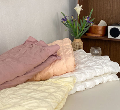 Marshmallow Puff Ruffle Bedding Set / Yellow