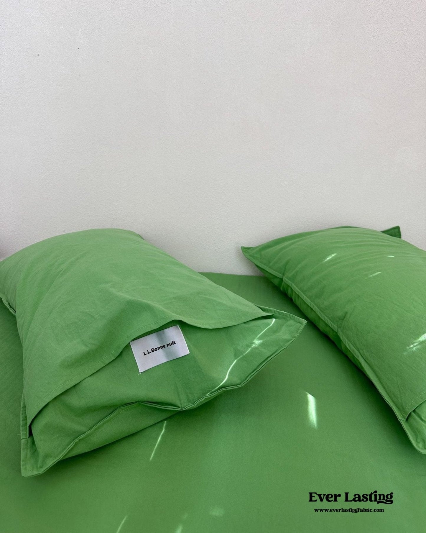 Maximalist Green Solid Color Cotton Bedding Set