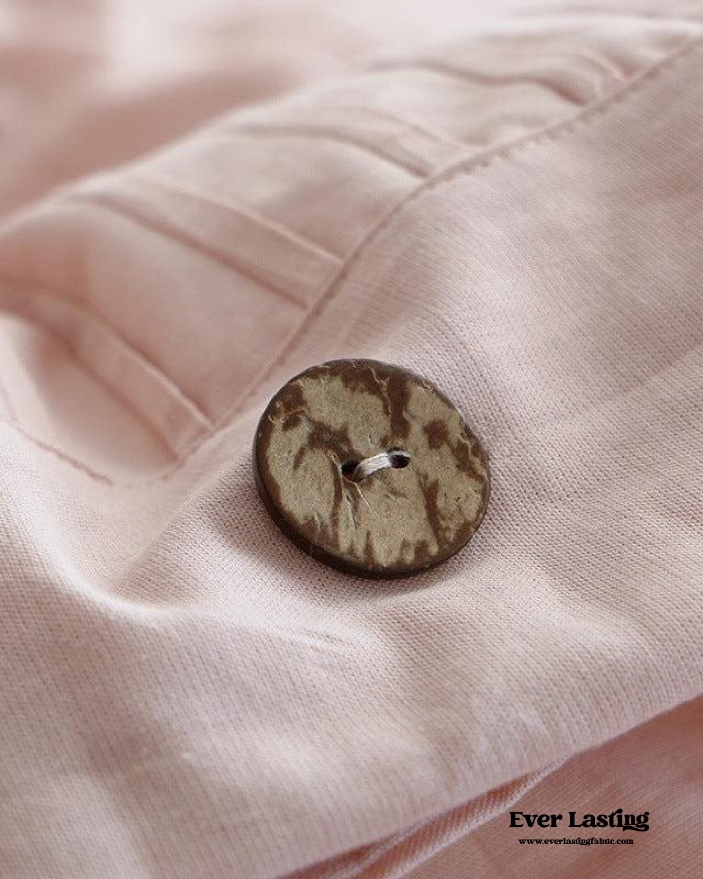 Milo Minimalist Solid Button Bedding Set / Pink