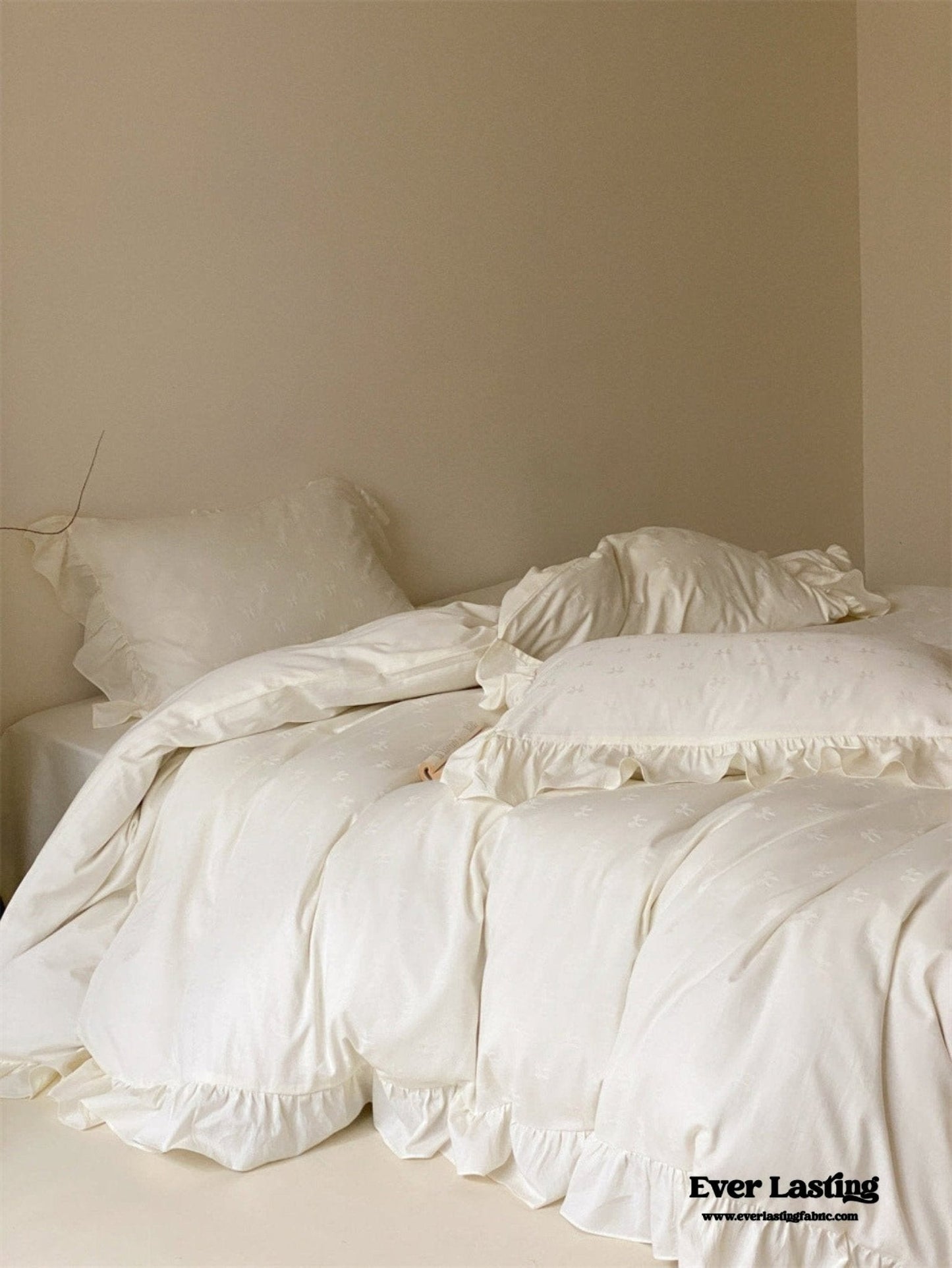 Mimi Ribbon Ruffle White Bedding Set
