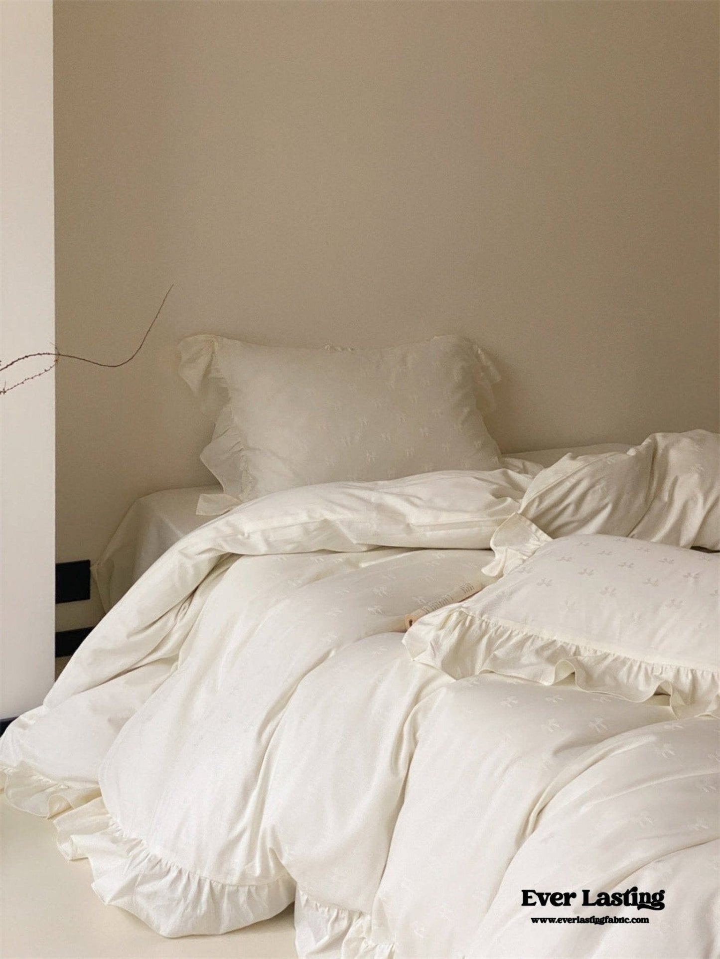 Mimi Ribbon Ruffle White Bedding Set