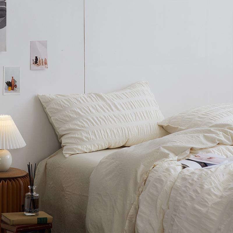 Minimal Bubble Textured Bedding Set / Beige