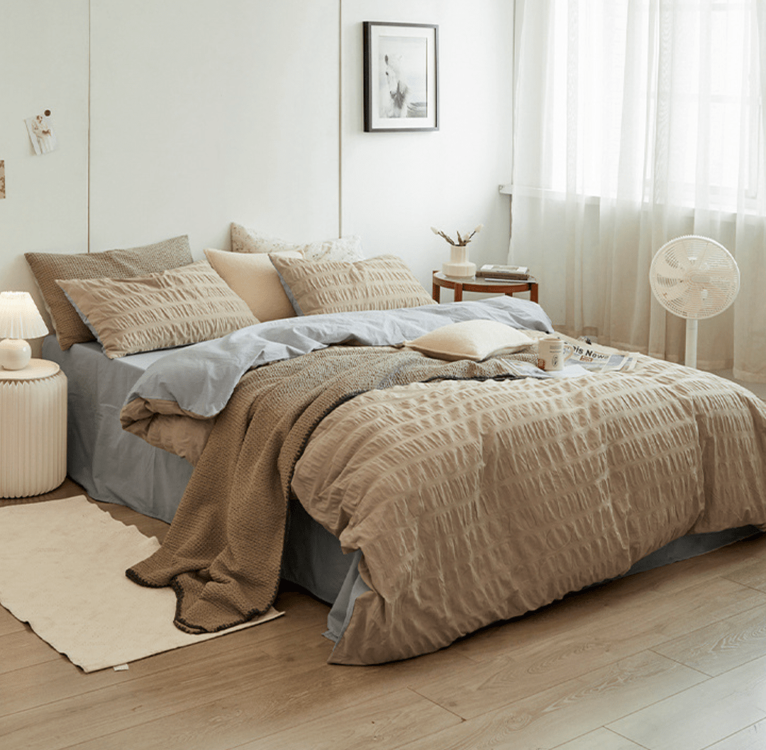 Minimal Bubble Textured Bedding Set / White