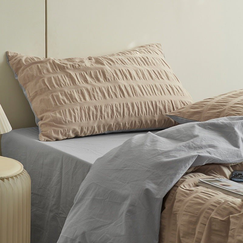 Minimal Bubble Textured Bedding Set / White