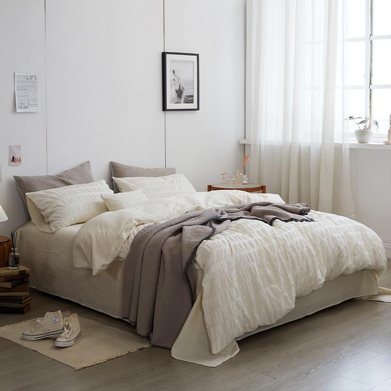 Minimal Bubble Textured Bedding Set / White