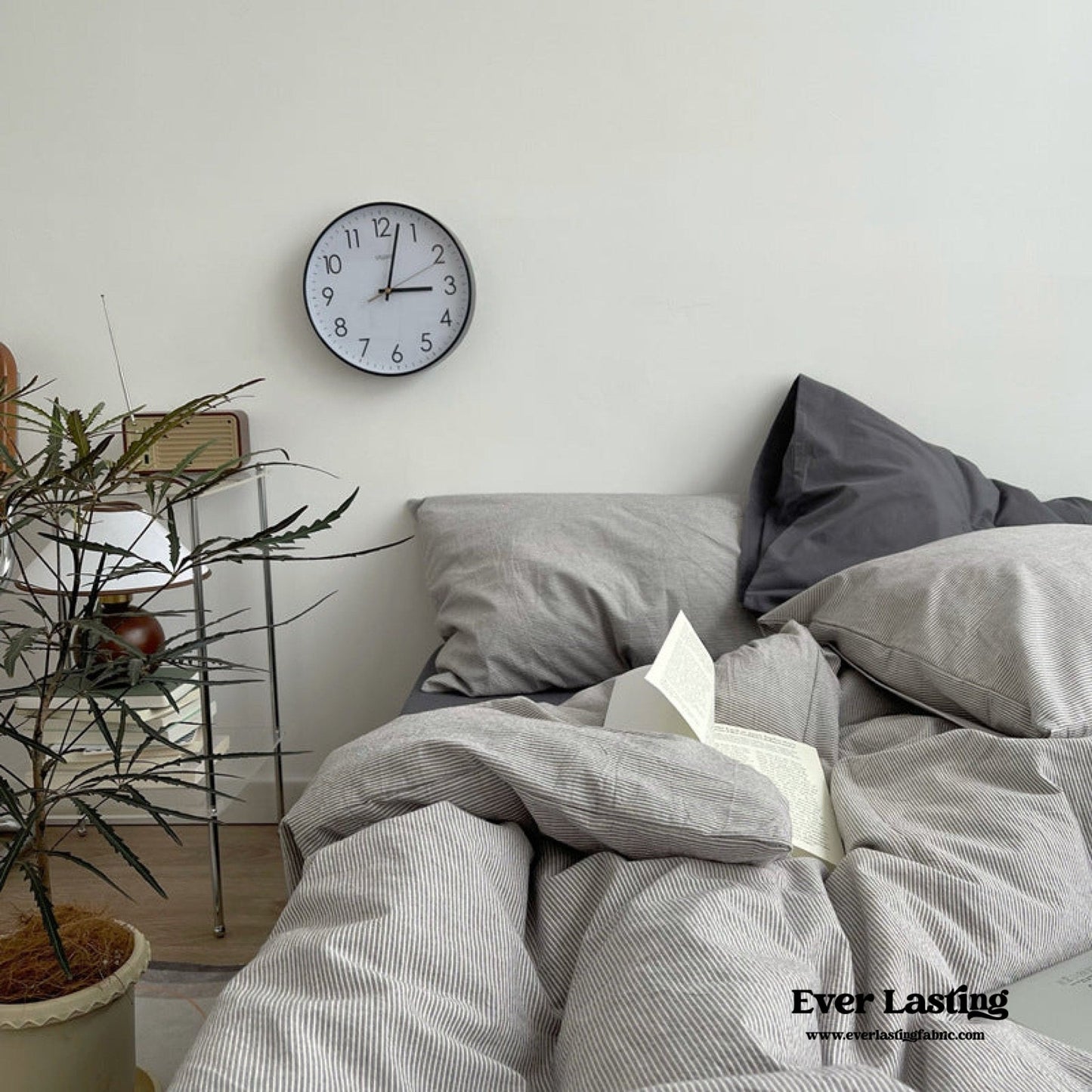 Minimal Mixed Gingham Bedding Set / White