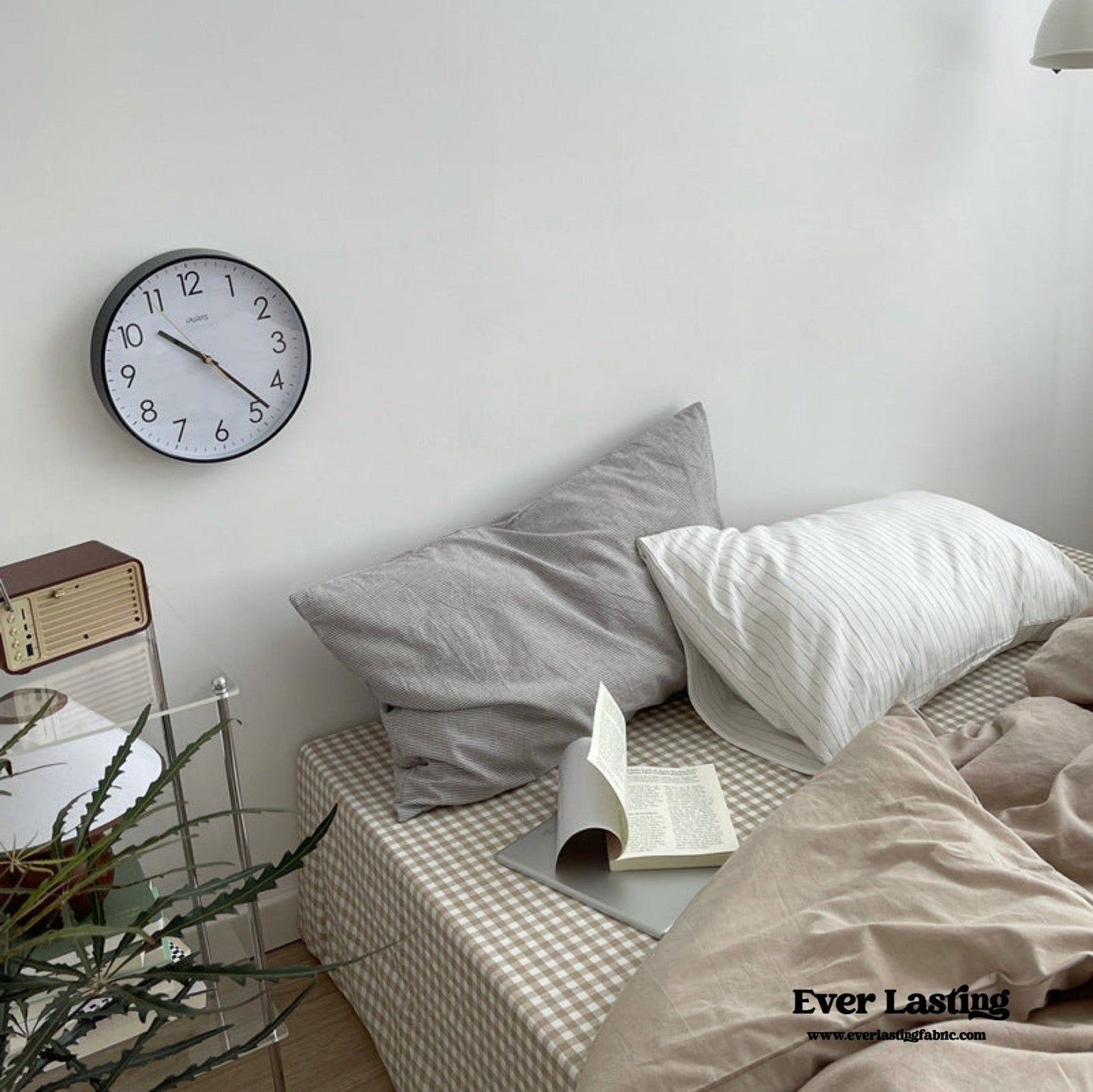 Minimal Mixed Gingham Bedding Set / White