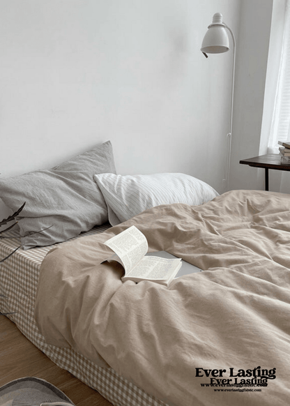 Minimal Mixed Gingham Bedding Set / White