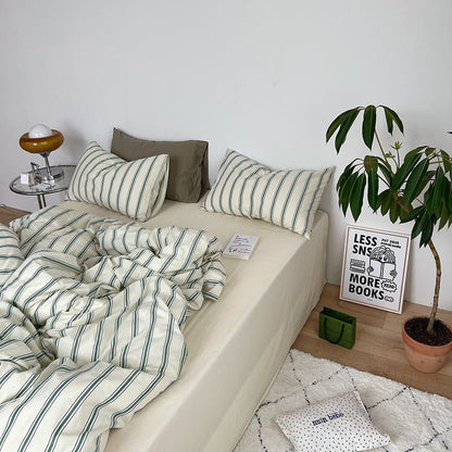 Minimal Stripe Bedding Set / Green