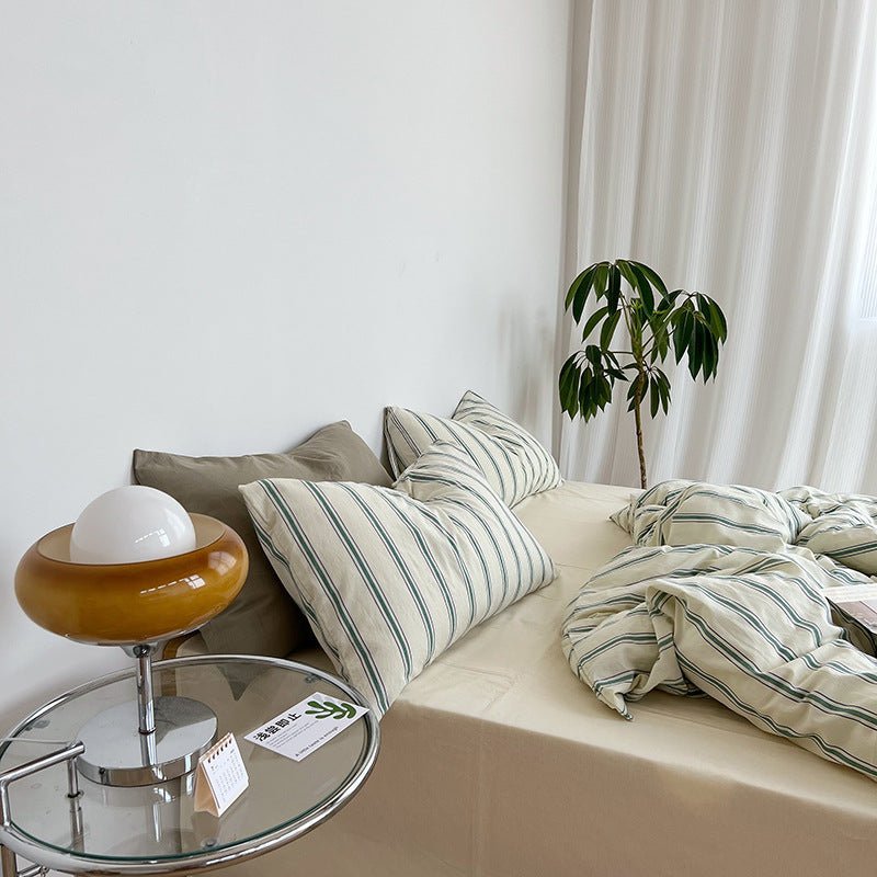 Minimal Stripe Bedding Set / Green