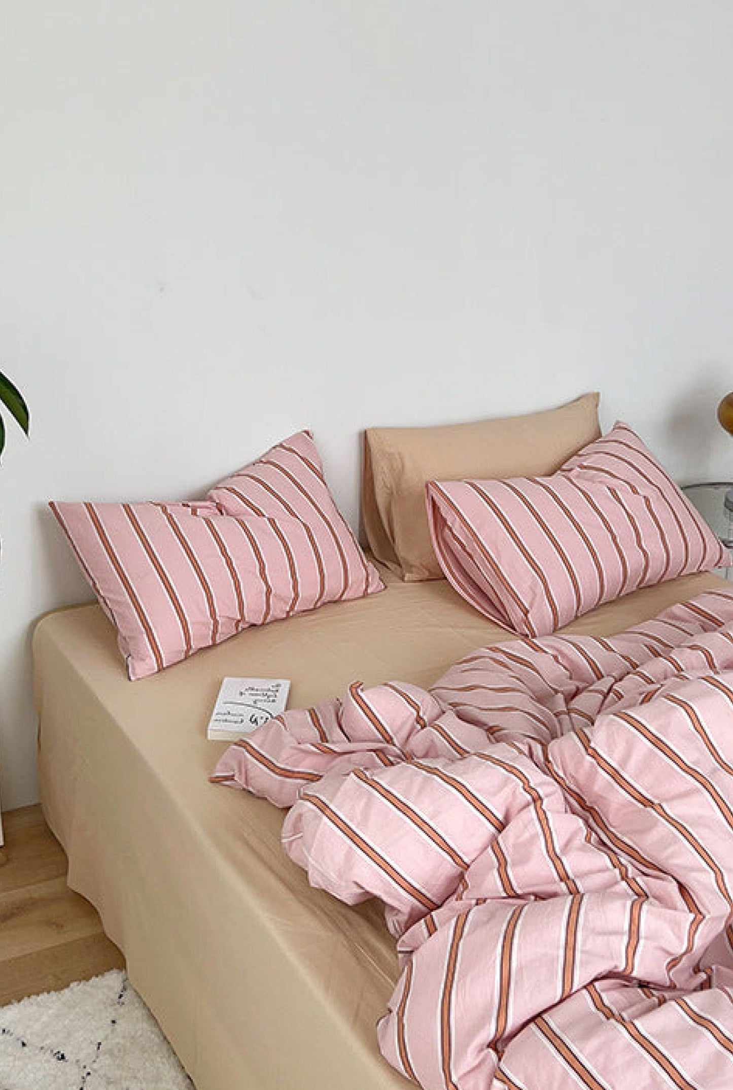 Minimal Stripe Bedding Set / Pink