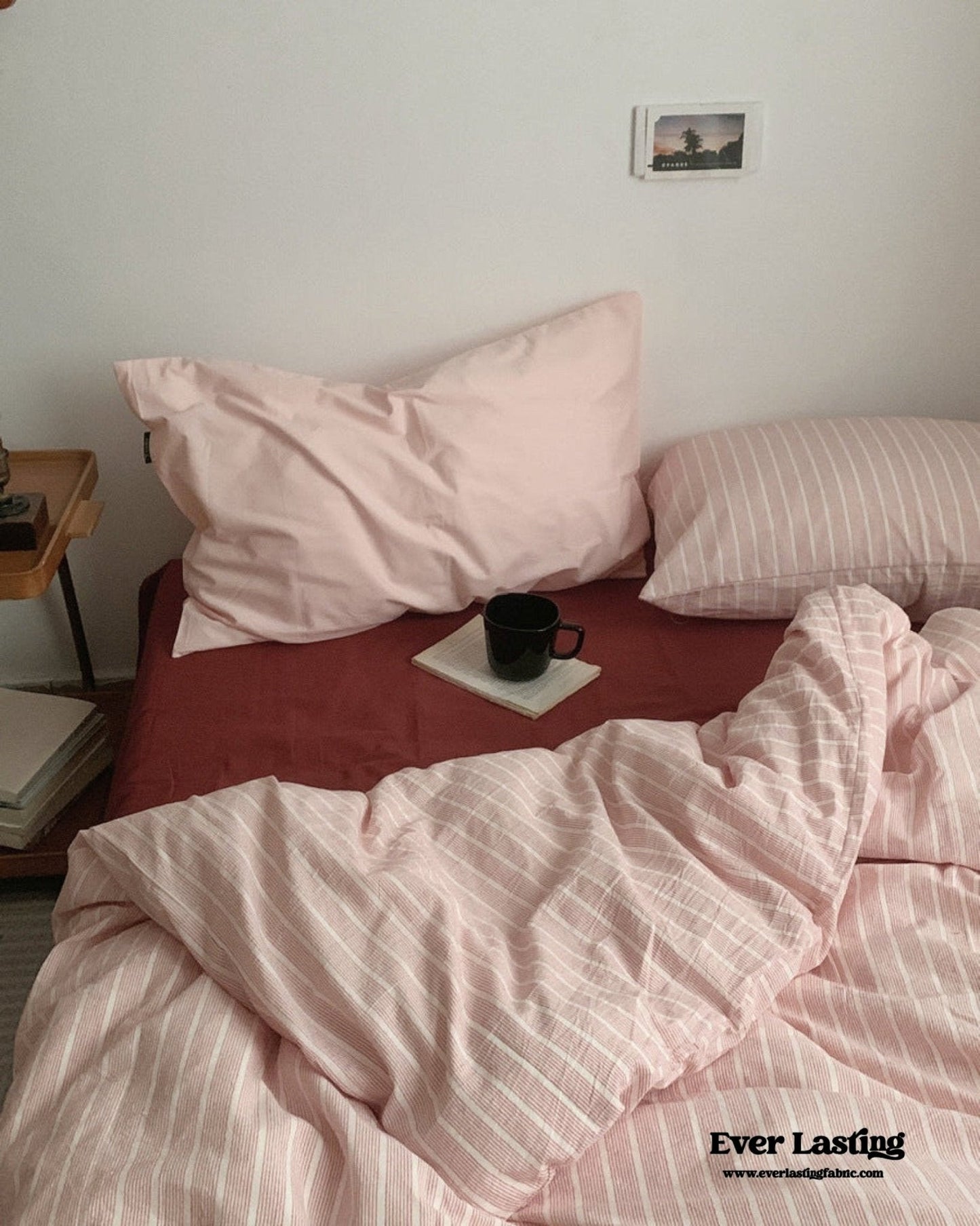 Minimalist Pink Striped Bedding Set