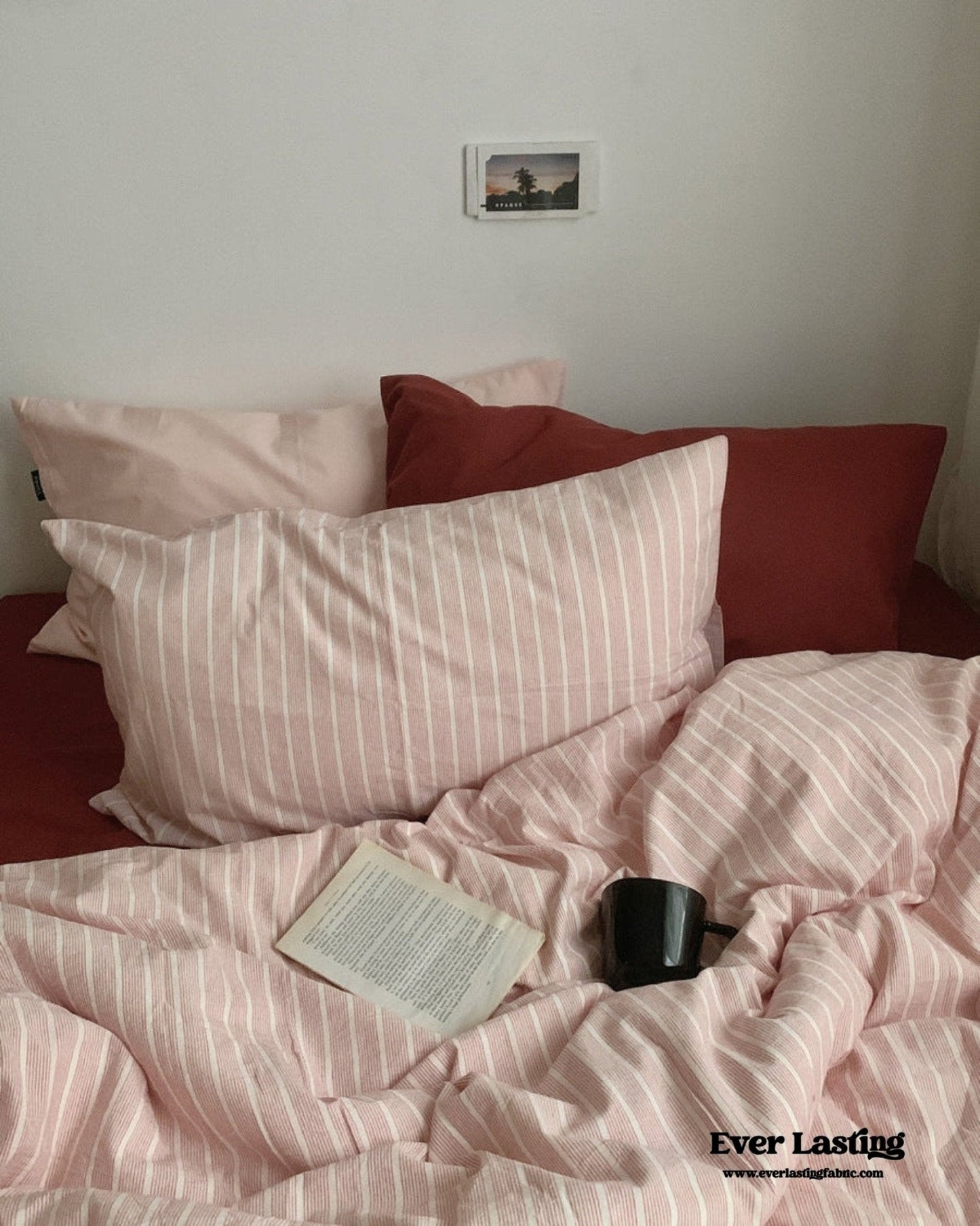 Minimalist Pink Striped Bedding Set