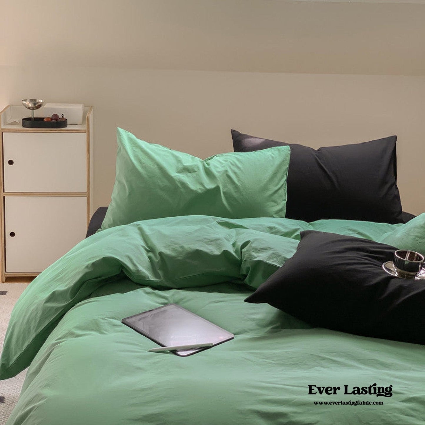 Mixed Color Maximalist Bedding Set / Green + Pink