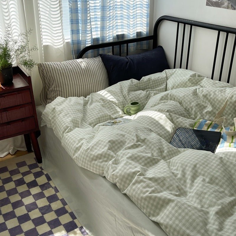 Mixed Gingham Striped Bedding Set / Pink