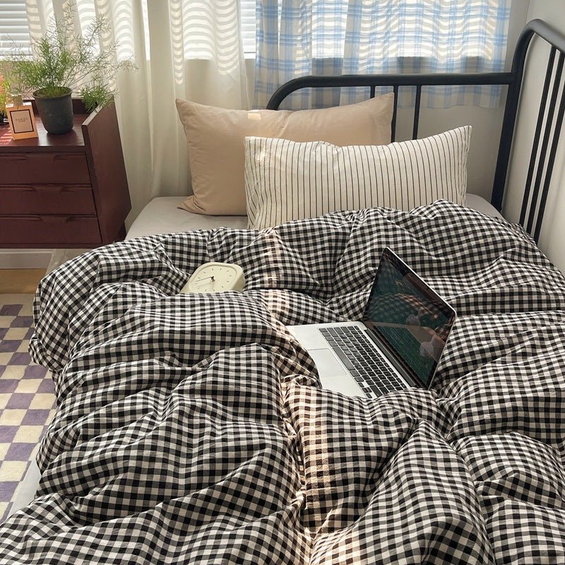 Mixed Gingham Striped Bedding Set / Pink