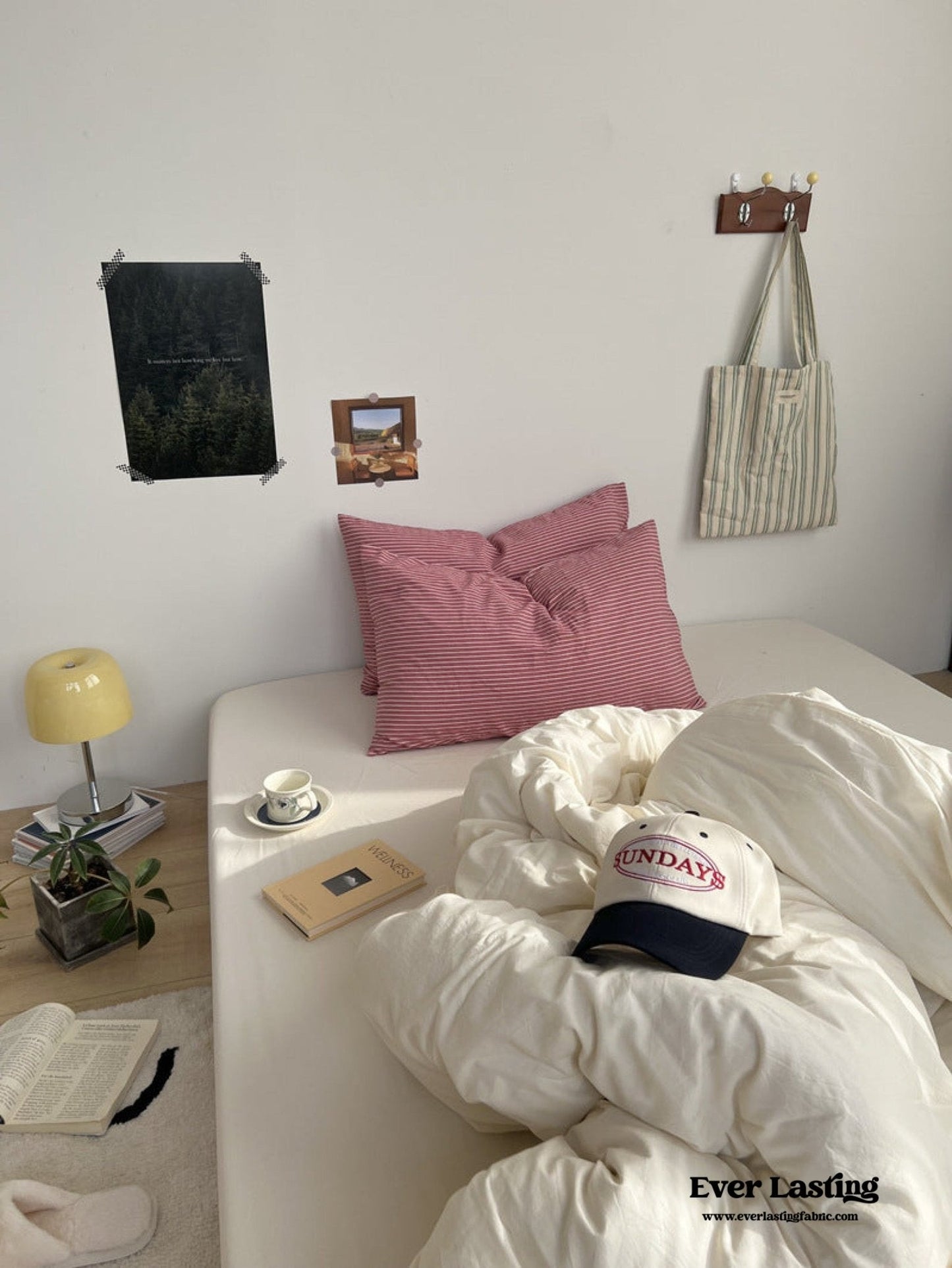 Mixed Stripe Washed Cotton Bedding Set / White + Red