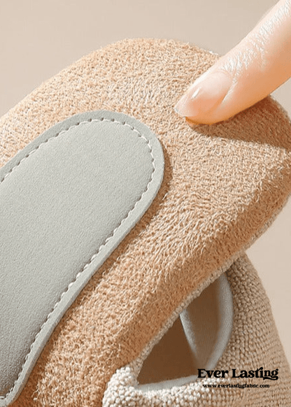 Modern House Slipper / White