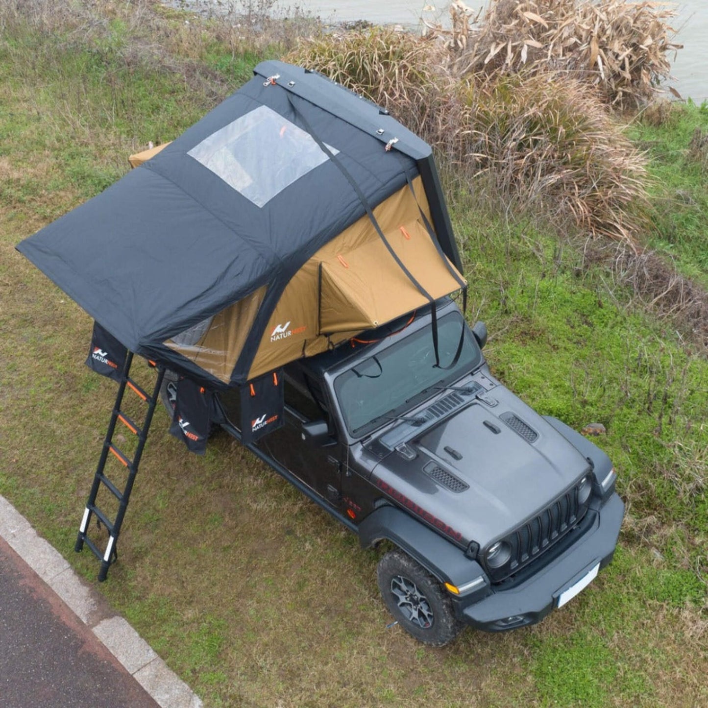 Naturnest Sirius 2 Premium 2XL 3-Person Clamshell Rooftop Tent (SAK91382)