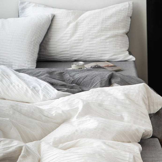 Neutral Bedding Set / Gray