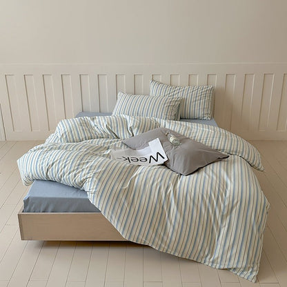 Parker Minimalist Striped Bedding Set / Blue