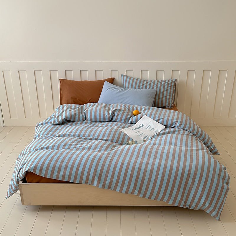 Parker Minimalist Striped Bedding Set / Khaki & Gray