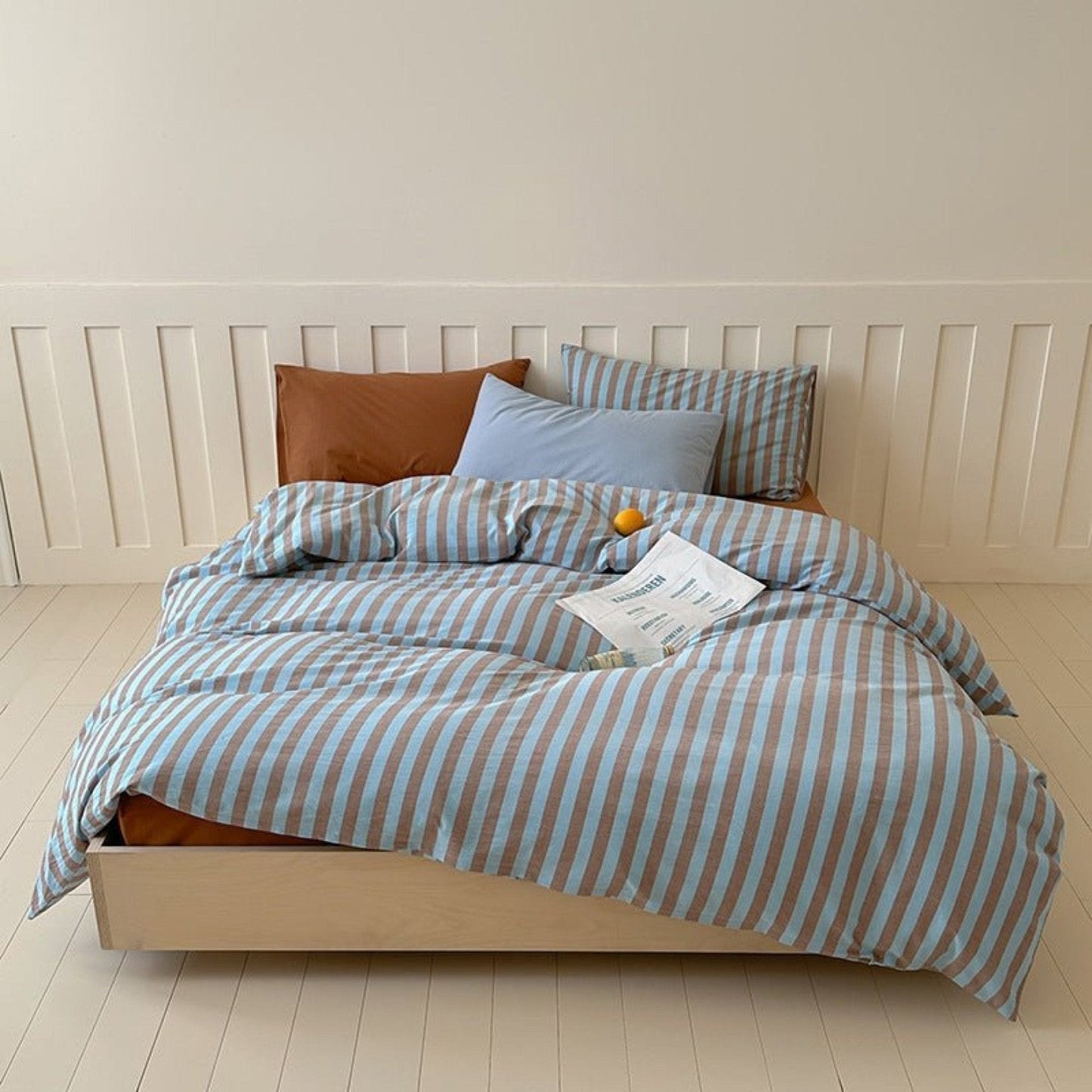 Parker Minimalist Striped Bedding Set / Pink