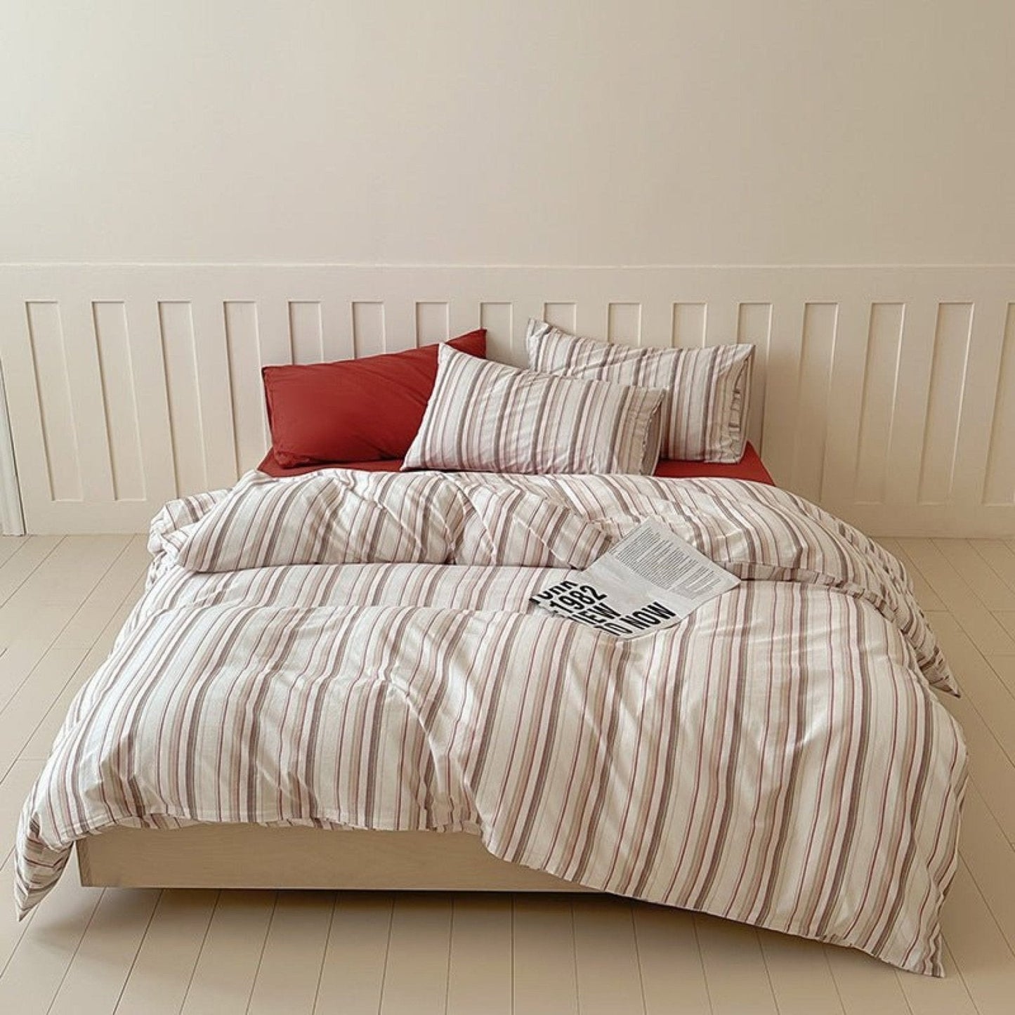 Parker Minimalist Striped Bedding Set / Pink