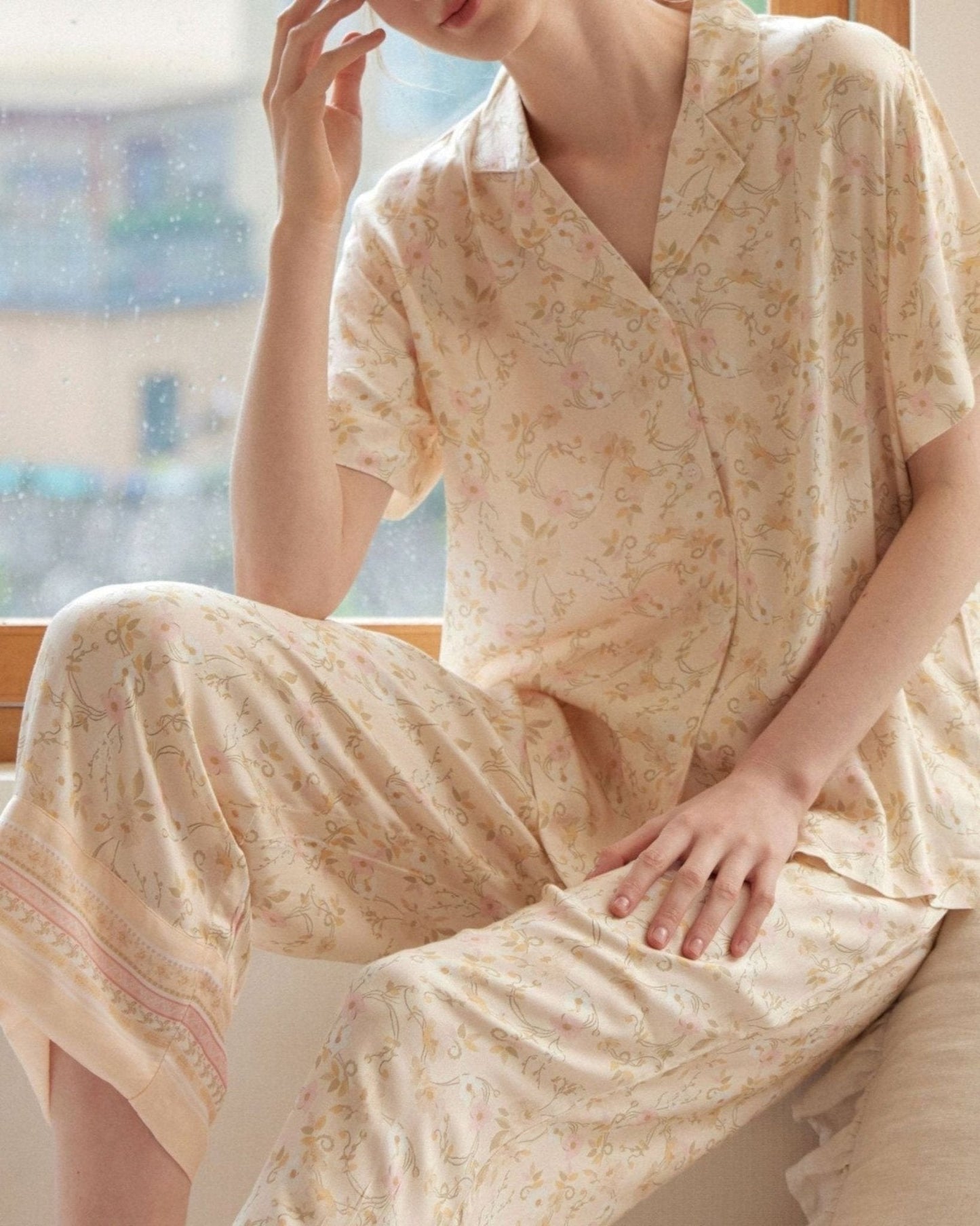Pastoral Floral Short-Sleeve Long-Pants Pajama Set / Green