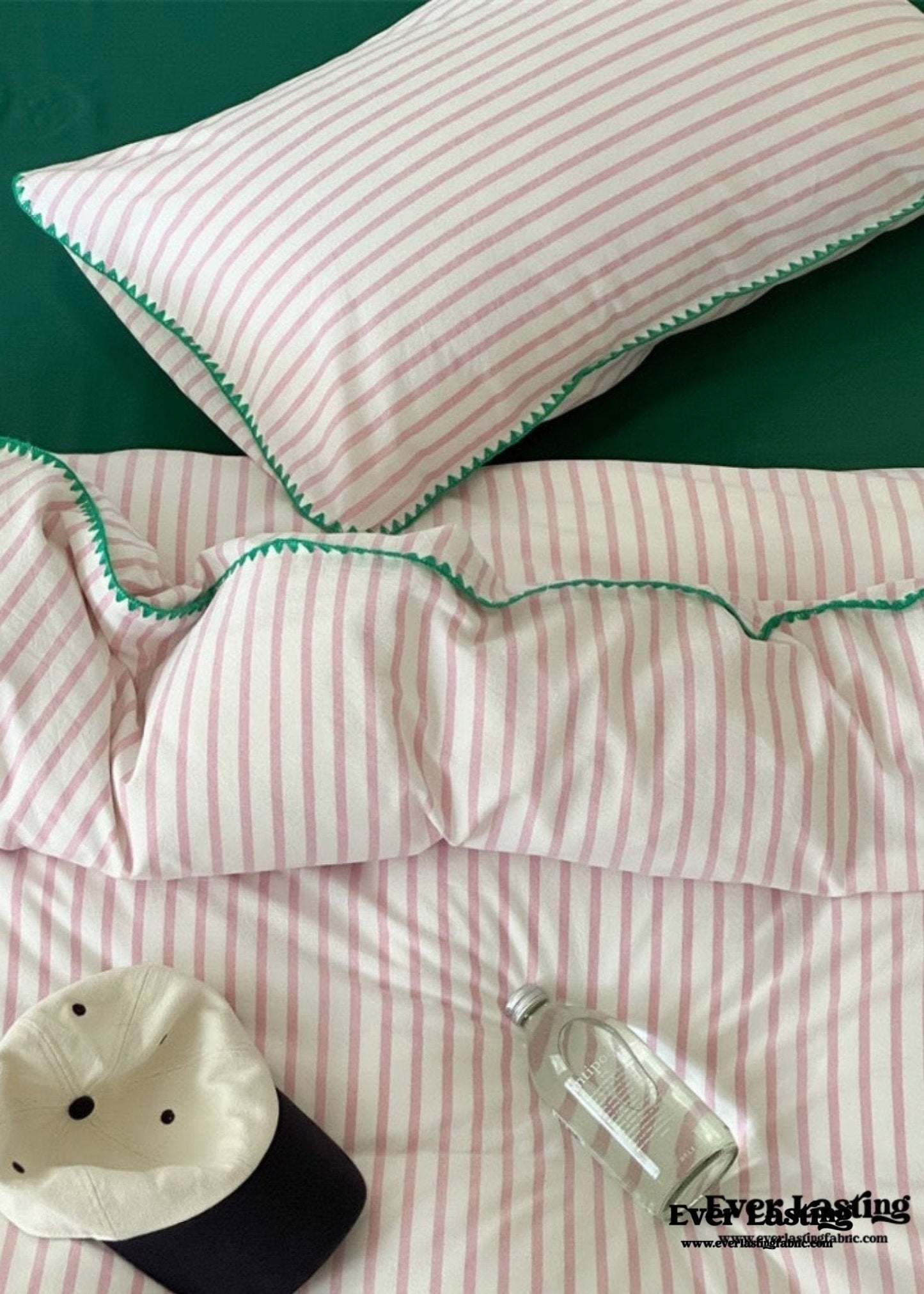 Pepper Candy Stripe Bedding Set / Fuchsia
