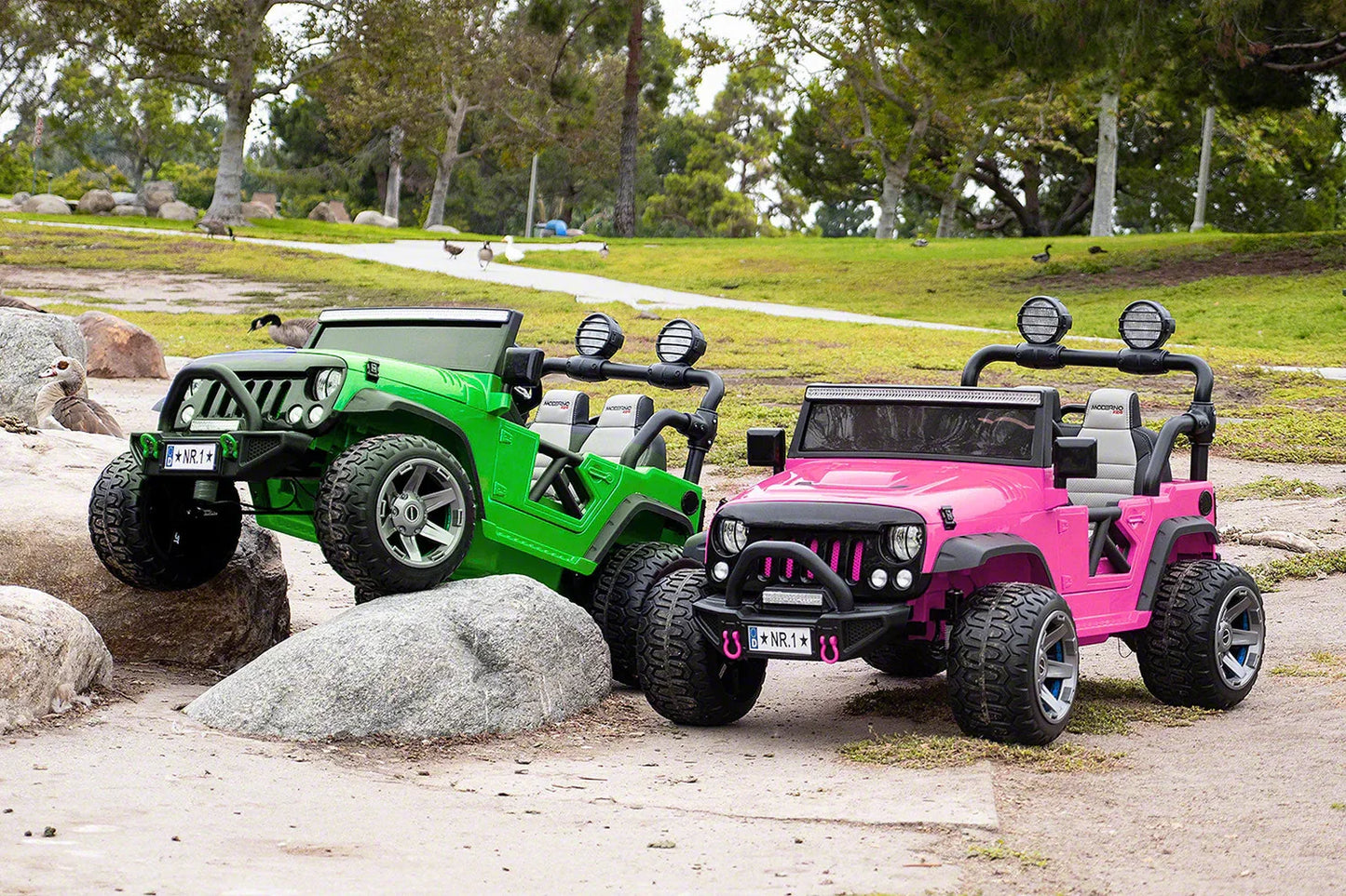 24V DUAL SEAT CHILDREN'S RIDE-ON VEHICLE JEEP CAR TOY WITH 2 HIGH-PERFORMANCE ENGINES, PNEUMATIC WHEELS, MUSIC PLAYER + REMOTE CONTROL